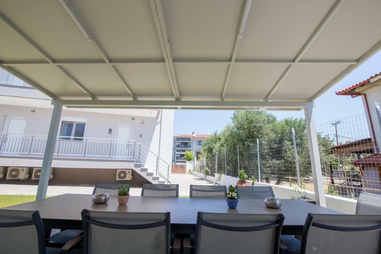 The Papoutsakis Apartments Nikiti  Zewnętrze zdjęcie